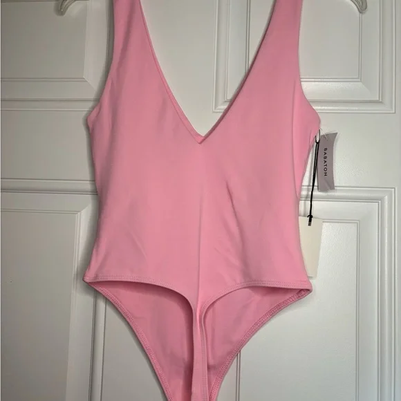 Aritzia Babaton Contour V-Neck Bodysuit - Picture 3 of 6